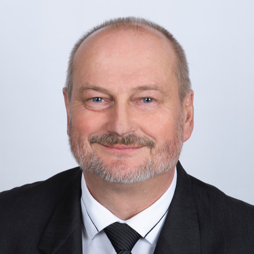 Roman Hnízdil
